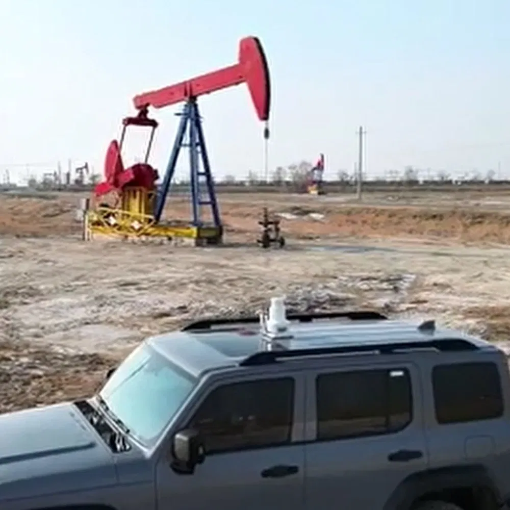 High-Resolution Panoramic System with 25mm Lens and 0.444Hz Scanning for Oil/Gas Field Security