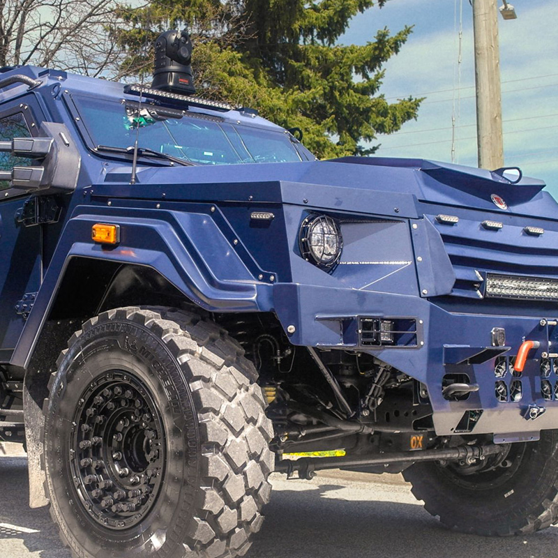 Weather-Resistant Mobile Surveillance PTZ with Advanced Dual Sensor