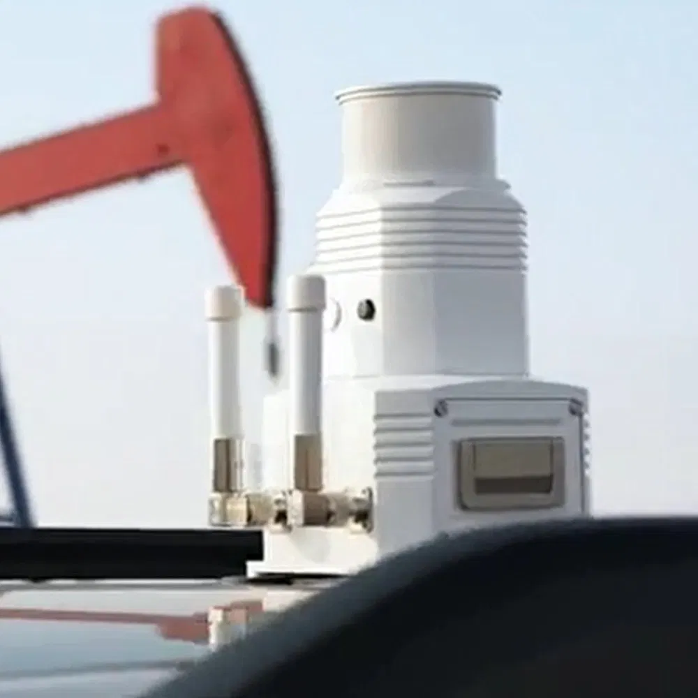High-Resolution Panoramic System with 25mm Lens and 0.444Hz Scanning for Oil/Gas Field Security
