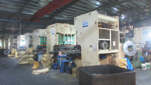 Security door locks and mortise lock sets