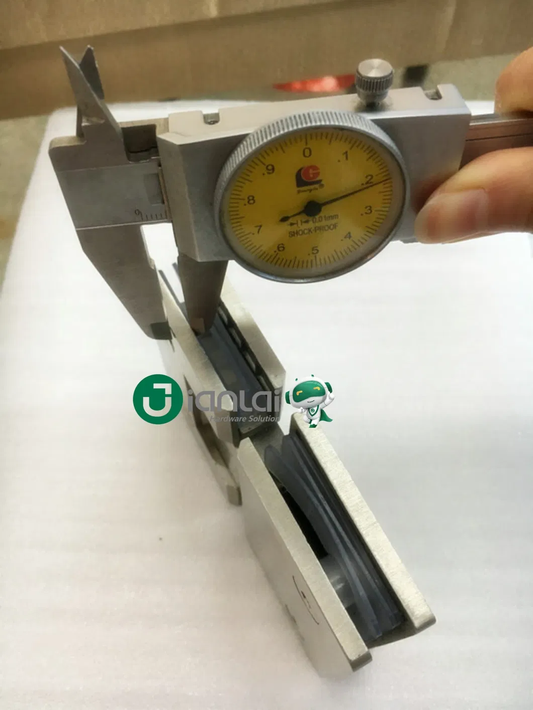 Glass Hinge Dimension