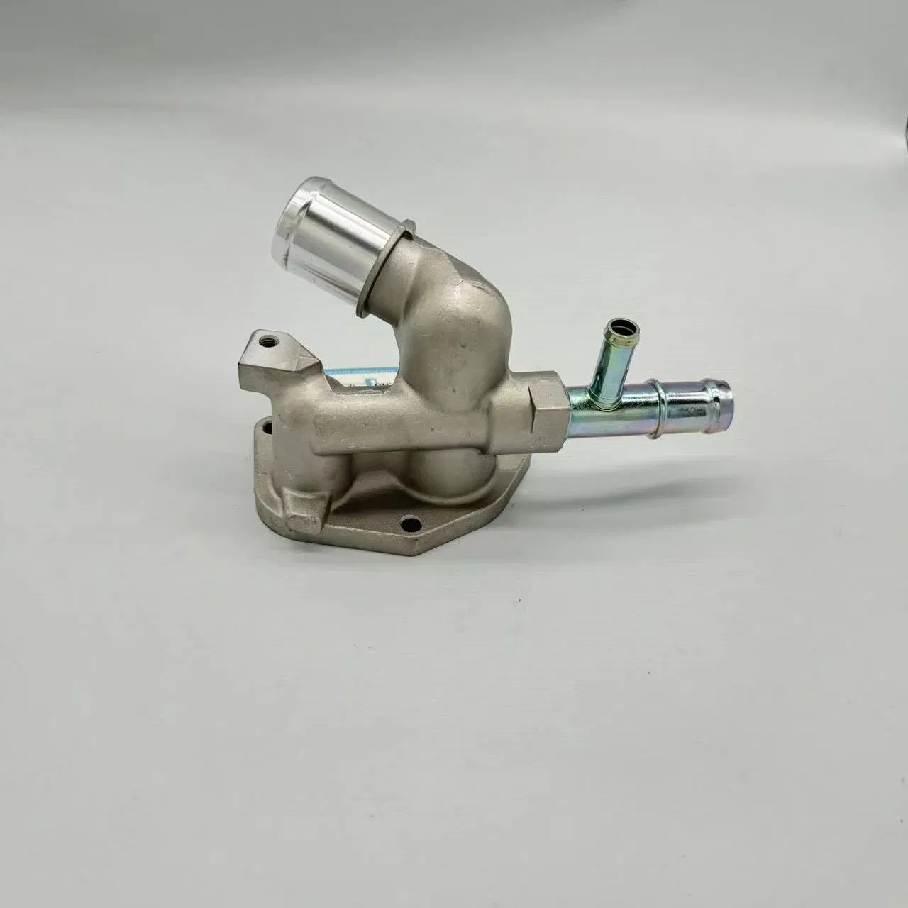 Car Part Coolant Flange Engine Thermostat Housing for Hyundai Part 25600-2b001 2b003 2b002 Cooling Parts Engine Parts Auto Body Part