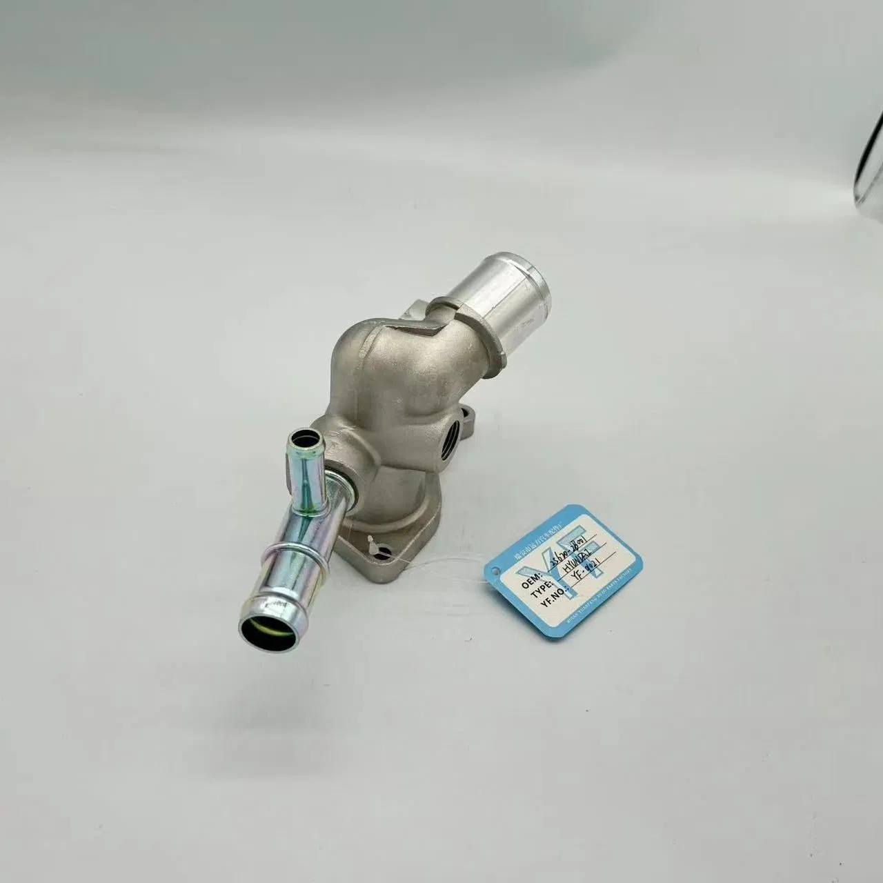 Car Part Coolant Flange Engine Thermostat Housing for Hyundai Part 25600-2b001 2b003 2b002 Cooling Parts Engine Parts Auto Body Part