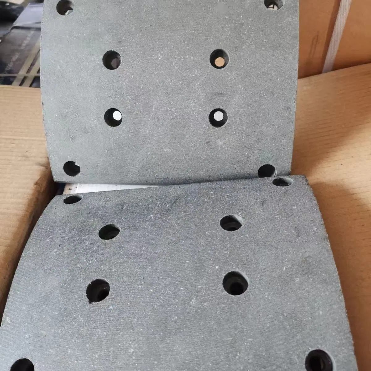 Shaanxi Automobile Delong Hande Bridge Brake Pads Brake Lining Metal Brake Pads