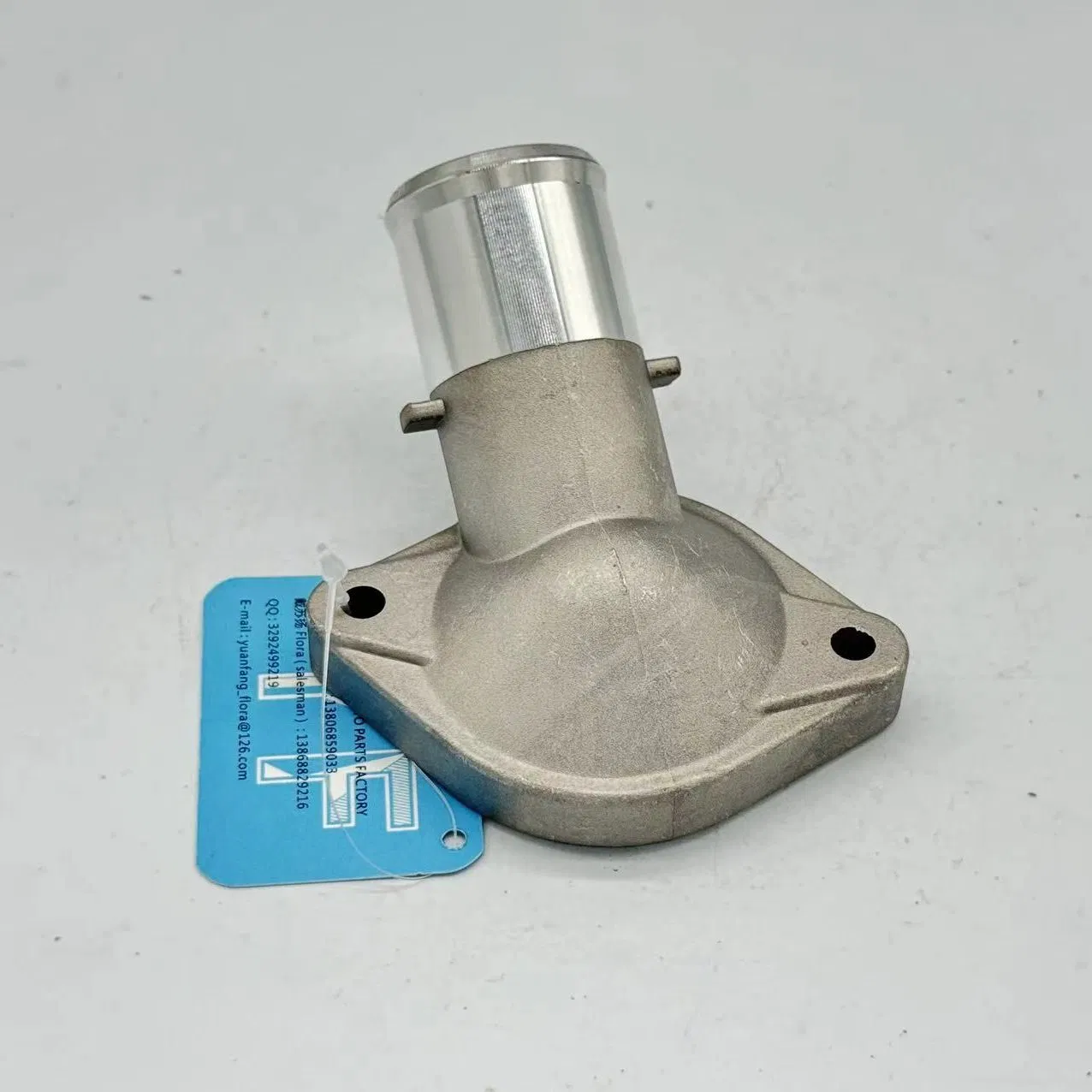 Car Part Engine Thermostat Coolant Flange Housing - 16321-37010 16323-37020 16321-0t030 for Toyota Corolla Parts Cooling System Automobile Part Auto Body Part