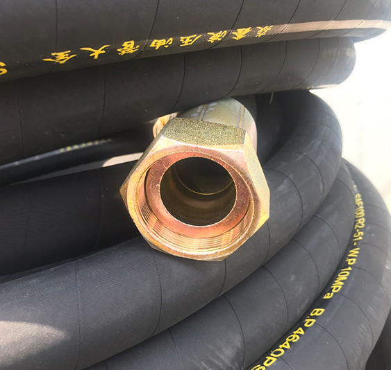 Hydraulic Hose Assembly With Fitting Rubber Hose