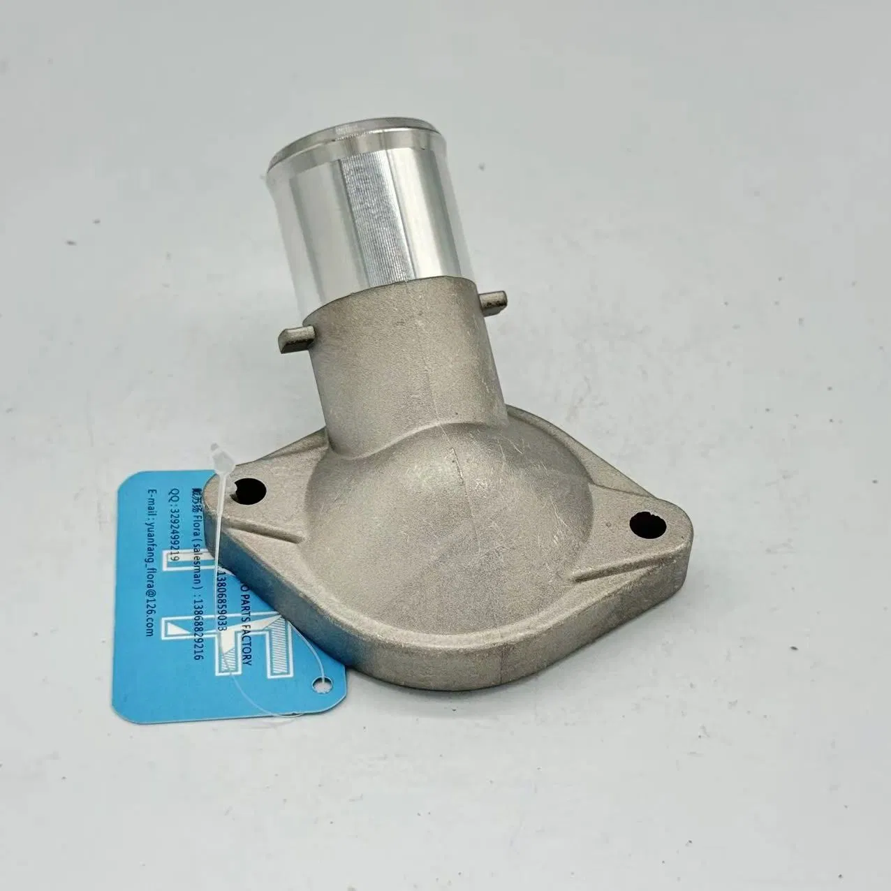 Car Part Engine Thermostat Coolant Flange Housing - 16321-37010 16323-37020 16321-0t030 for Toyota Corolla Parts Cooling System Automobile Part Auto Body Part