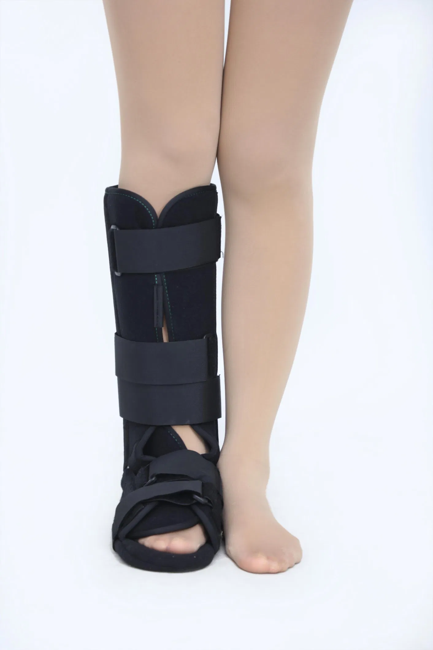 Medical Supply High Quality Tibia &amp; Fibula Walker of Elastic