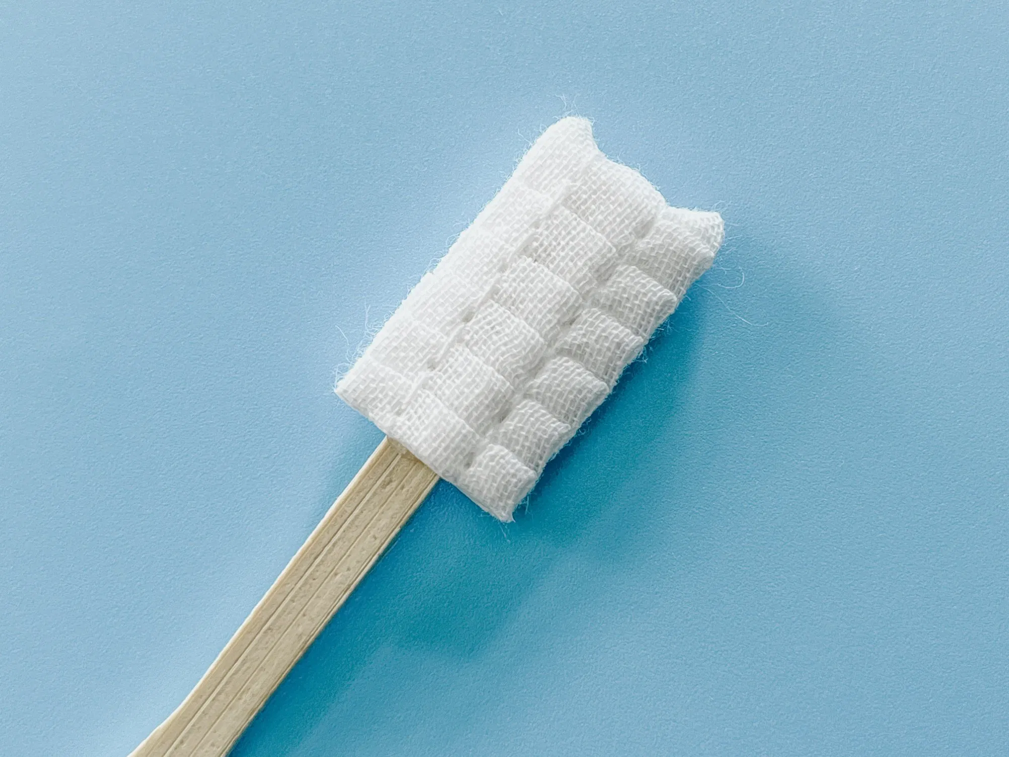 Gentle Disposable Oral Swabs for Maternity Hygiene Care
