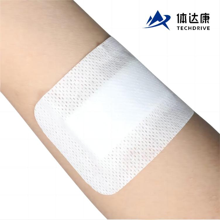 Strong Comfort Disposable Sterile Medical Wound Dressing for Traumatic Wound