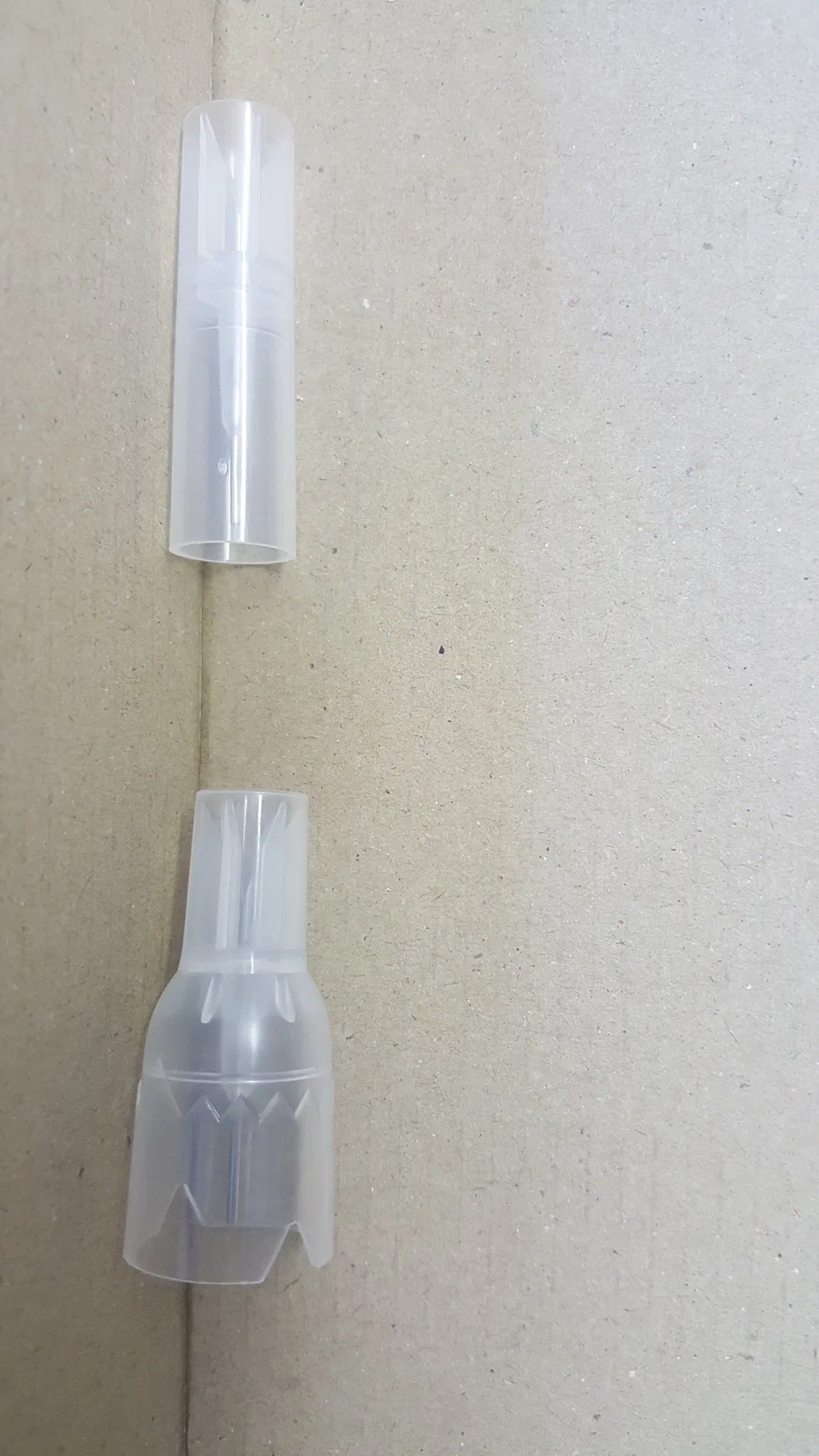 Ly Plastic Disposable Blood Segment Piercing Device