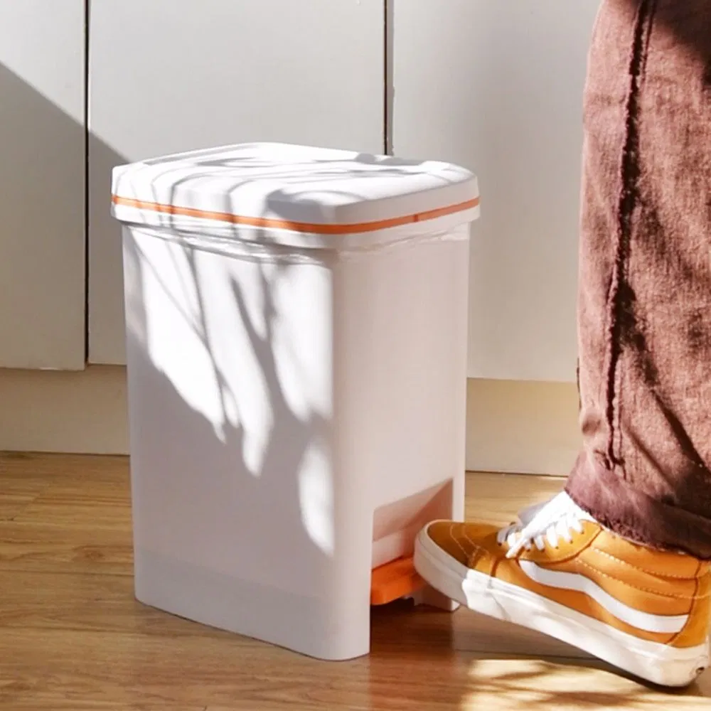 Kitchen Garbage Container 1