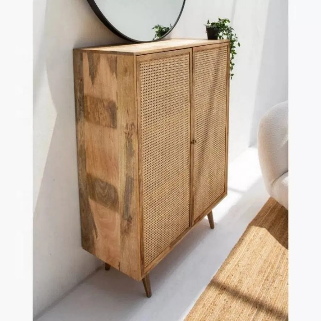 Non-Toxic Reinforced Attractive Custom Closet Systems with Shelves