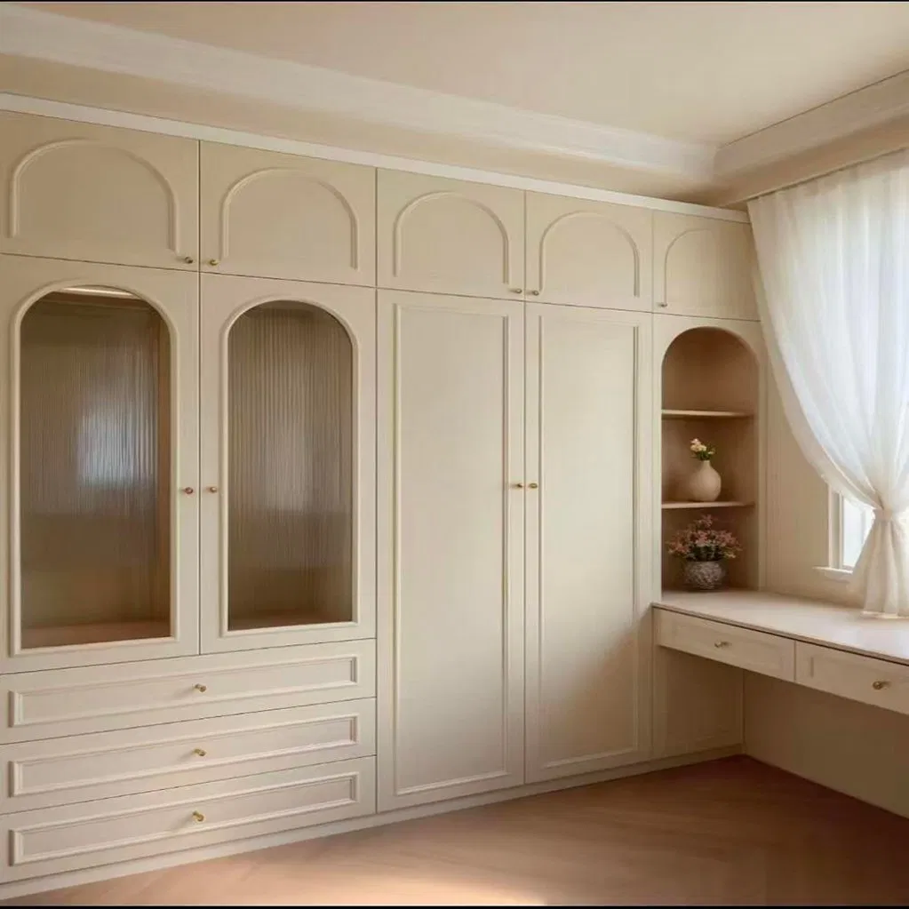 Non-Toxic Reinforced Attractive Custom Closet Systems with Shelves