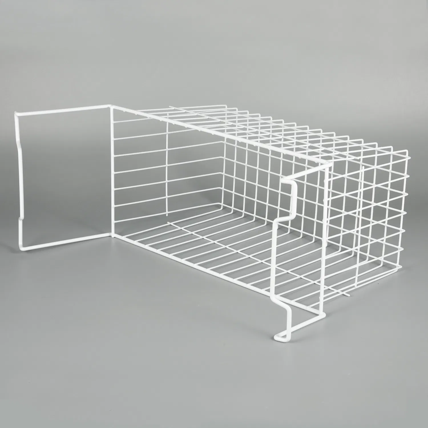 White Metal Home Organization Storage Basket Multi-Function Wire Basket