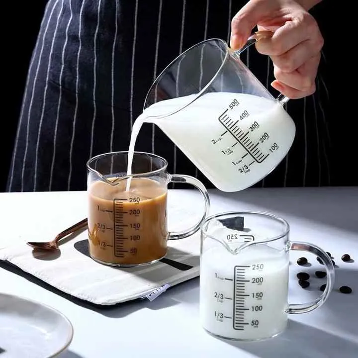 Glass Measuring Cup Usage 1