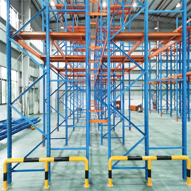 Selective Metal Shelving System for Efficient Warehouse Organization