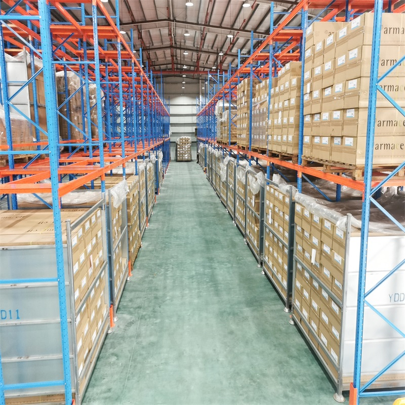 Selective Metal Shelving System for Efficient Warehouse Organization