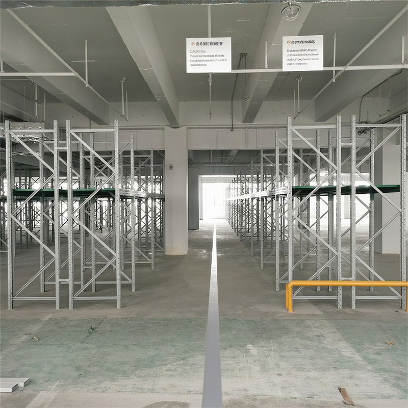 Heavy-Duty Industrial Storage Rack System for Efficient Organization