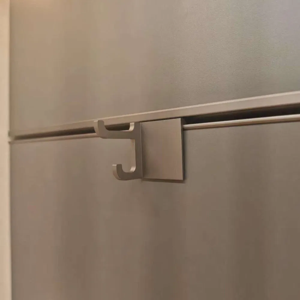 Easy Handle Modular Modern Track Wall Storage System for Bathroom Toiletries