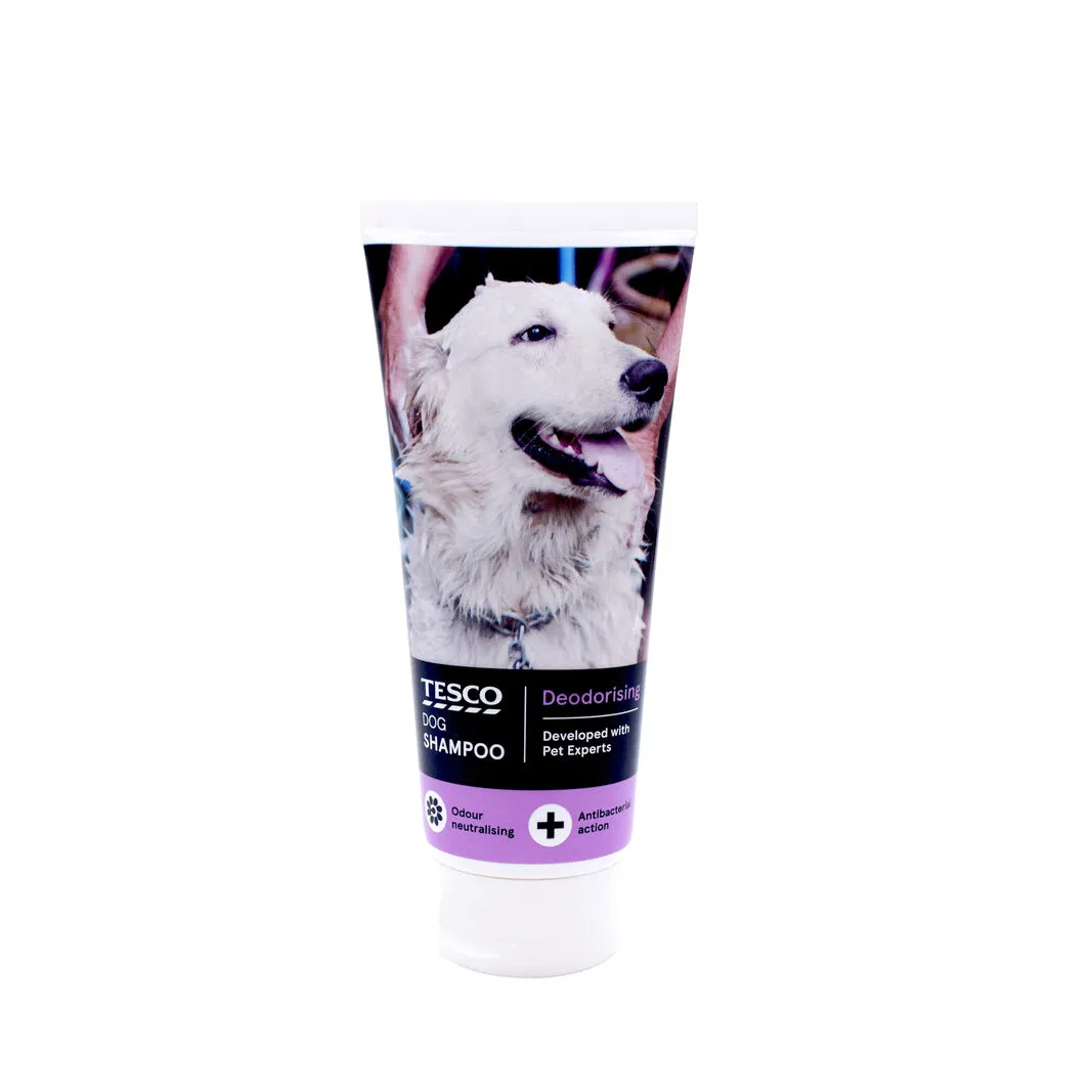 Color Enhancing Dog Shampoo for Colored Coats with UV Protection and Shine