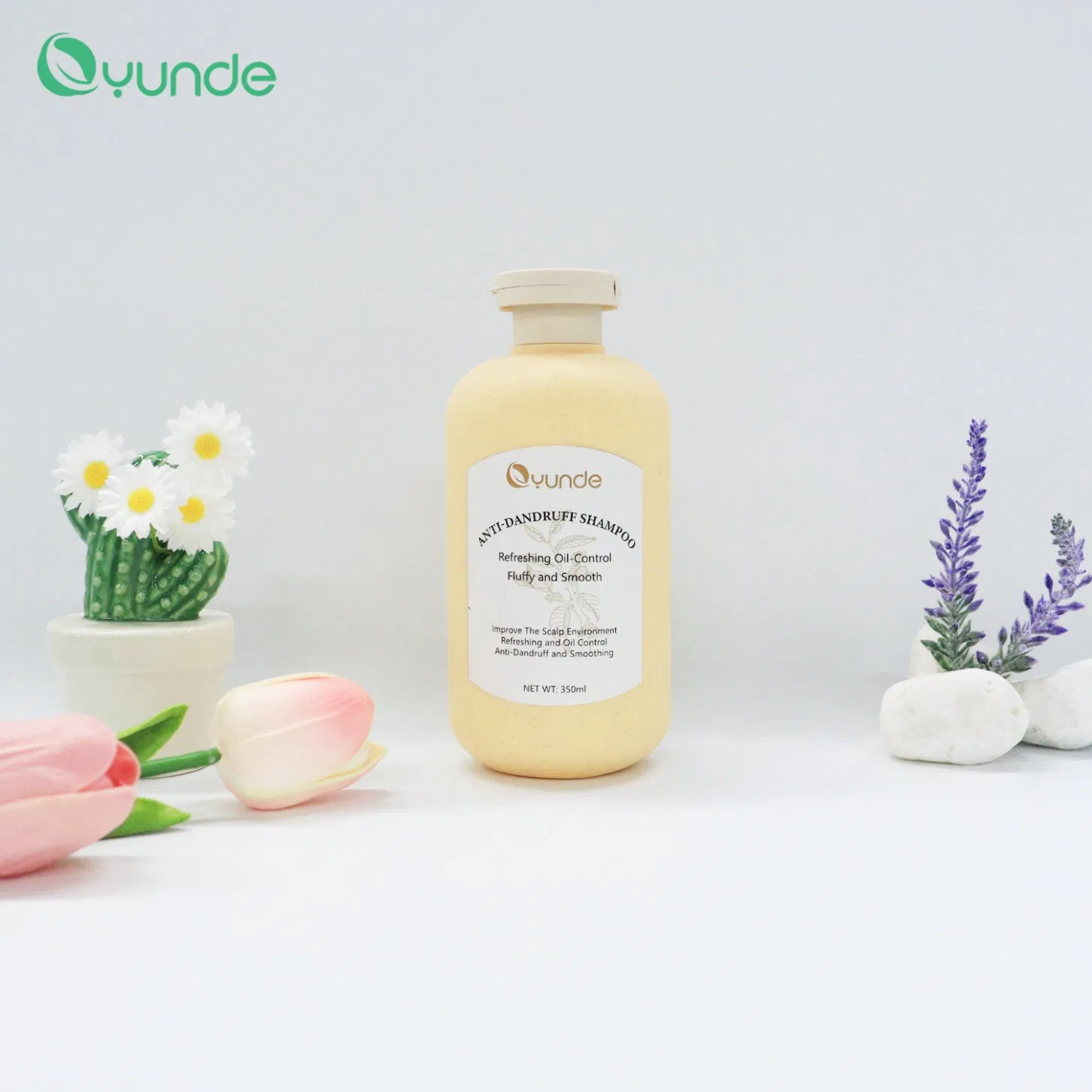 Men Shampoo for Sensitive Scalps Soothes Without Harsh Ingredients