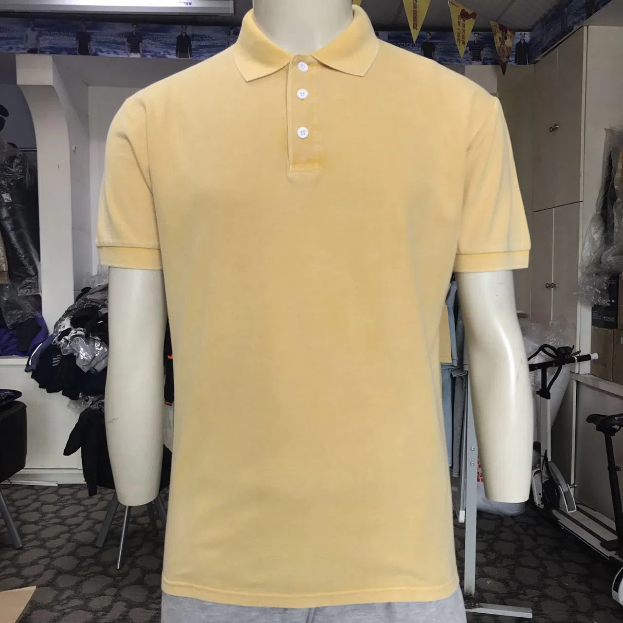 100% Cotton 220 GSM Embroidered Self Fabric Collar Men's Sports Polo Shirt