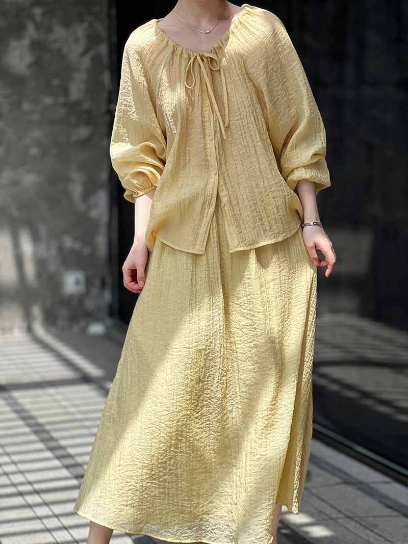 Chic Sun-Protective Suit: Pleated Shirt and Skirt Combo