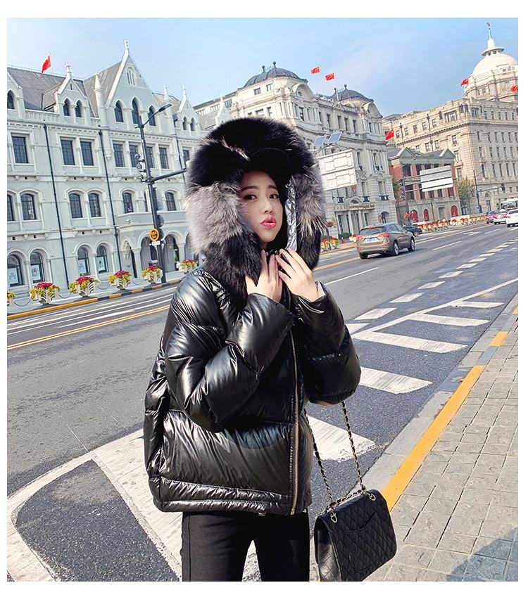 Wholesale Winter Custom Women Fur Hooded Bomber Jacket Zipper Down Jacket Fox Fur Women's Down Coats Outwear