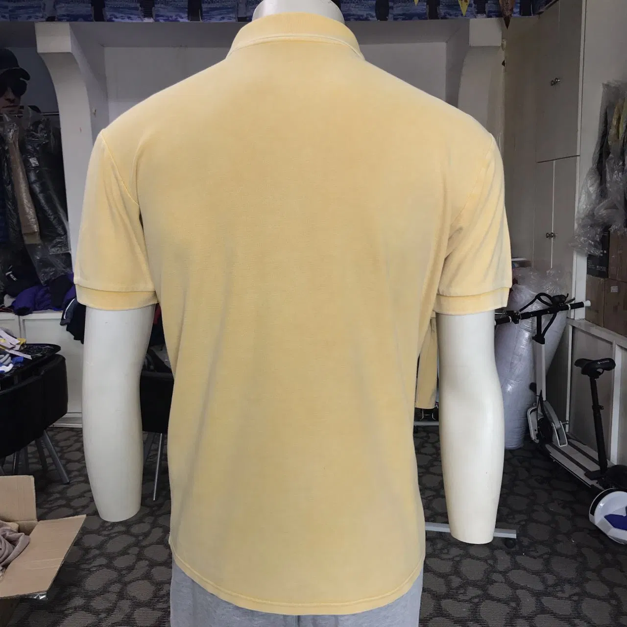 100% Cotton 220 GSM Embroidered Self Fabric Collar Men's Sports Polo Shirt