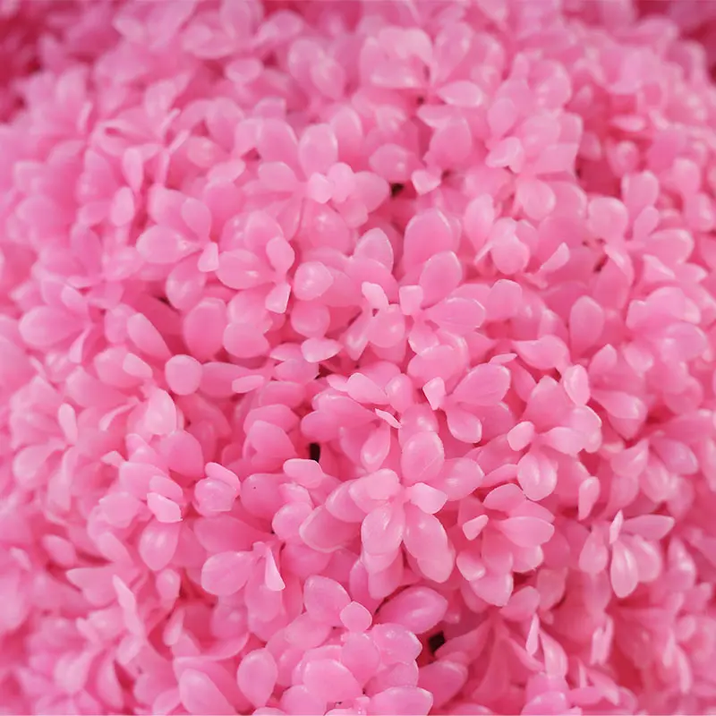 China Hot Selling Cute Soft Durable Eco-Friendly Artificial Animal Bear Shape PE Rapeseed Grass Indoor Outdoor Home Garden Ornament Manufacturer, Factory