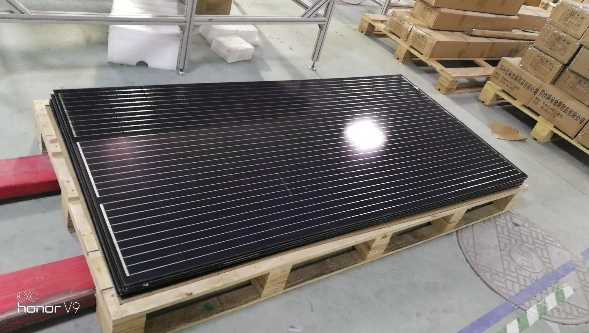 Yangtze 25 Years Warranty Highest Efficiency 380W 390W 400W Black Solar Panel 500W Black Solar Panel Monocrystalline