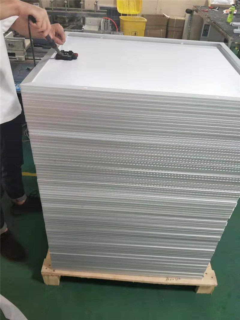 Hepu Customizable Various Standard Mono Polycrystalline Half Cell 280W-435W Solar Panel for Solar System Power Station