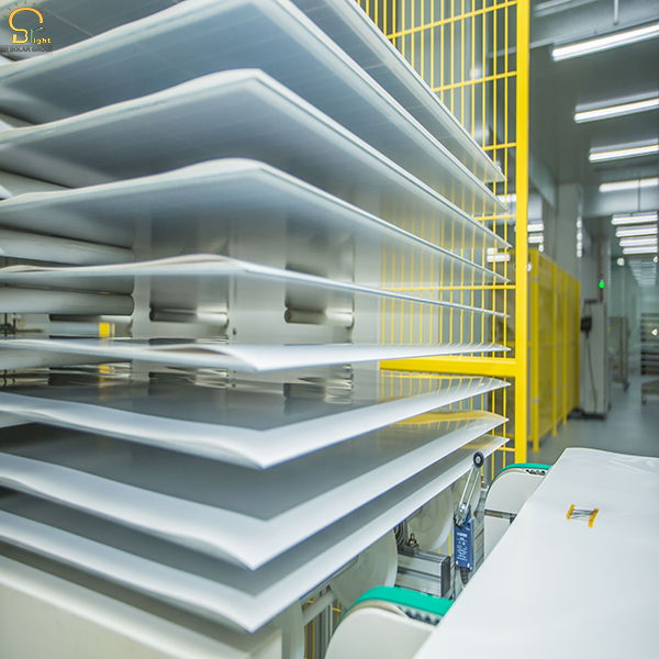 Half Cell Solar Mono Monocrystalline Polycrystalline Module Photovoltaic on/off Grid Home Panel 182/210mm 400/450/550/560/600/670W 9/10/12bb Perc PV Modules