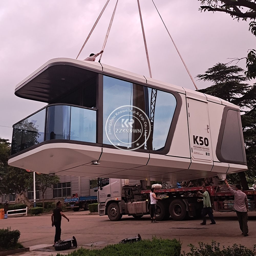 Luxury Prefabricated Modular Waterproof Modern Eco-Friendly Cabin Pod Container House Commercial Sustainable Space Capsule 2