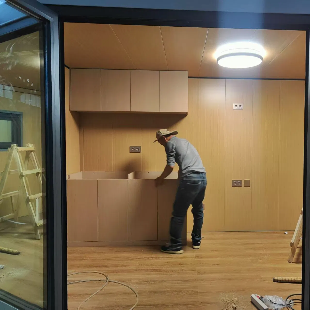 Wfzh 20/30/FT Luxury Tiny Kit Home Customizable Mobile Prefab Apple Cabin Portable Capsule House