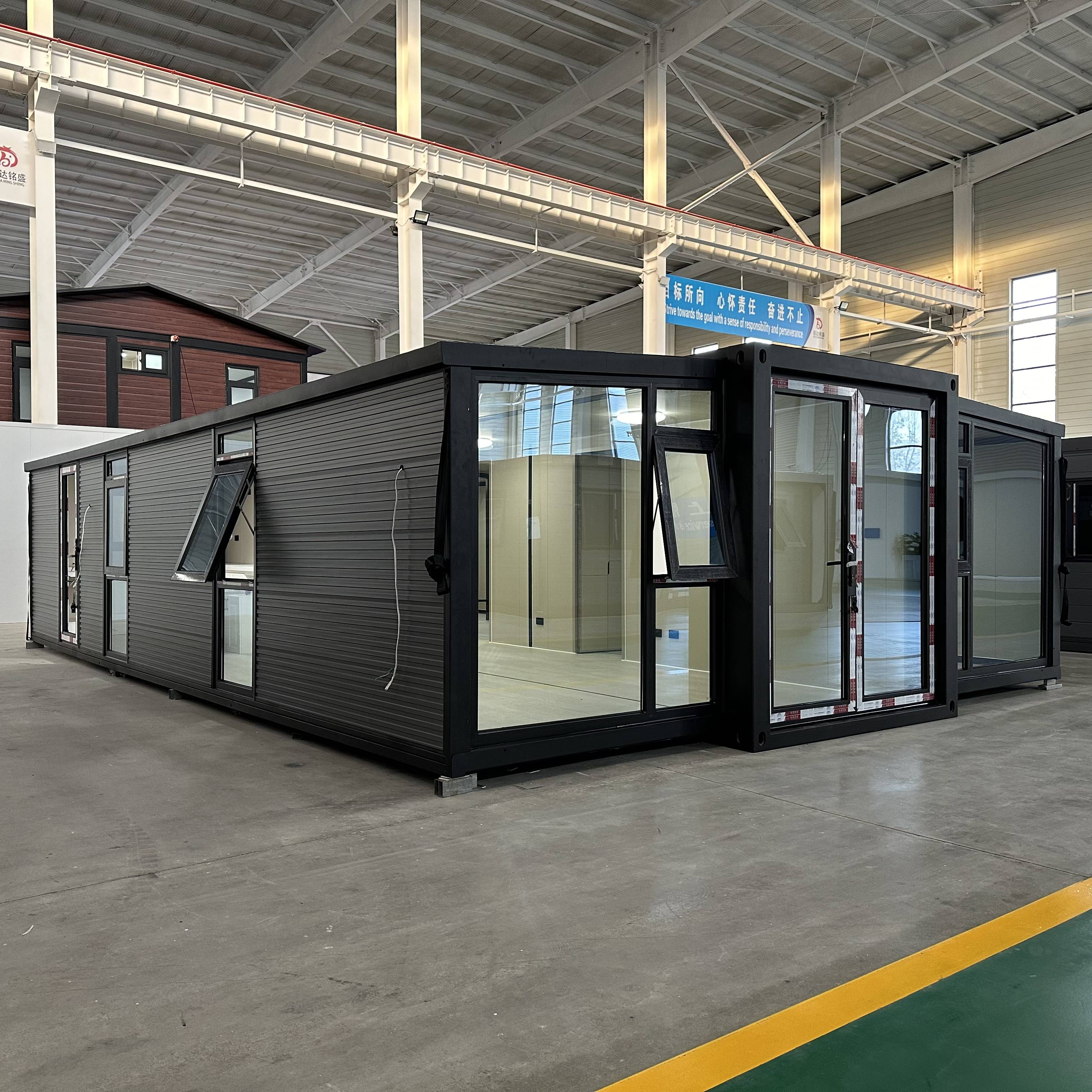 Luxury 3 Bedroom 1 Living Room 1 Fully Equipped Bathroom Kitchen Modular Container House-Tiny Homes For Adults Expandable Prefab