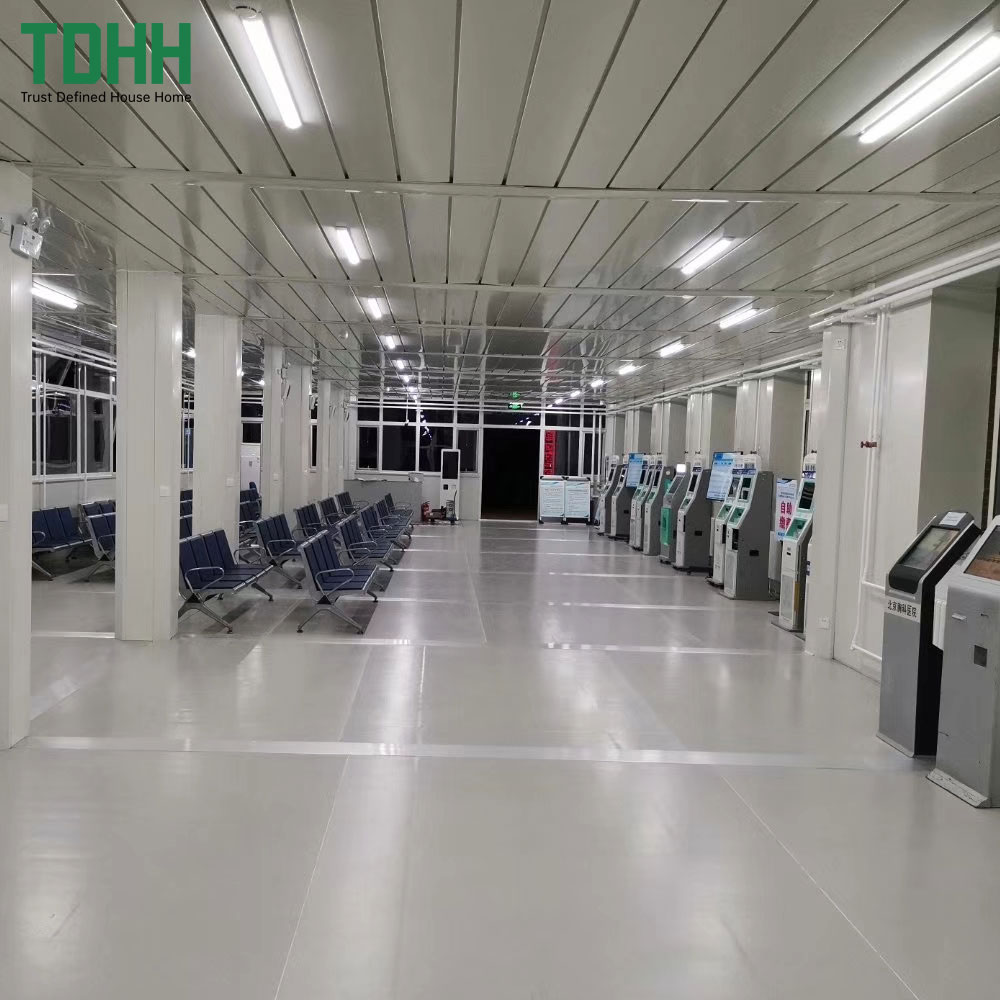 Mobile Field Clinic Laboratory Pharmacy Medical Facility Modular Hospital Container House Insulated Fireproof Medical Staff