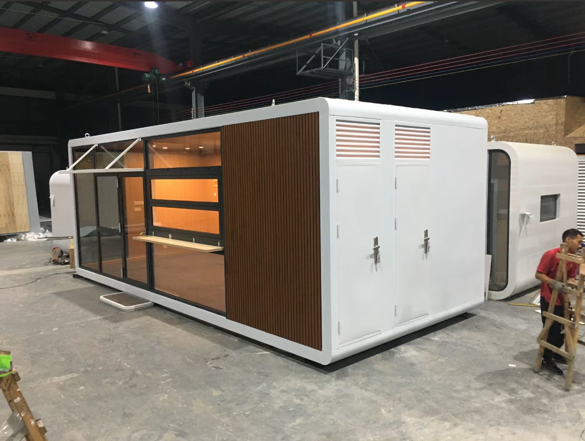 Modern Modular Steel Container House Portable Space Capsule Villa Apple Pod Cabin Inspired Commercial Exterior Warehouse