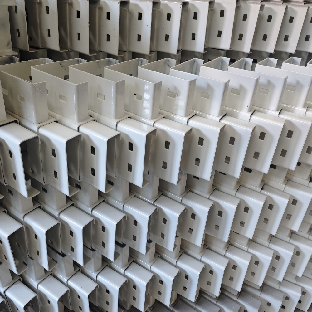 Corner Fitting