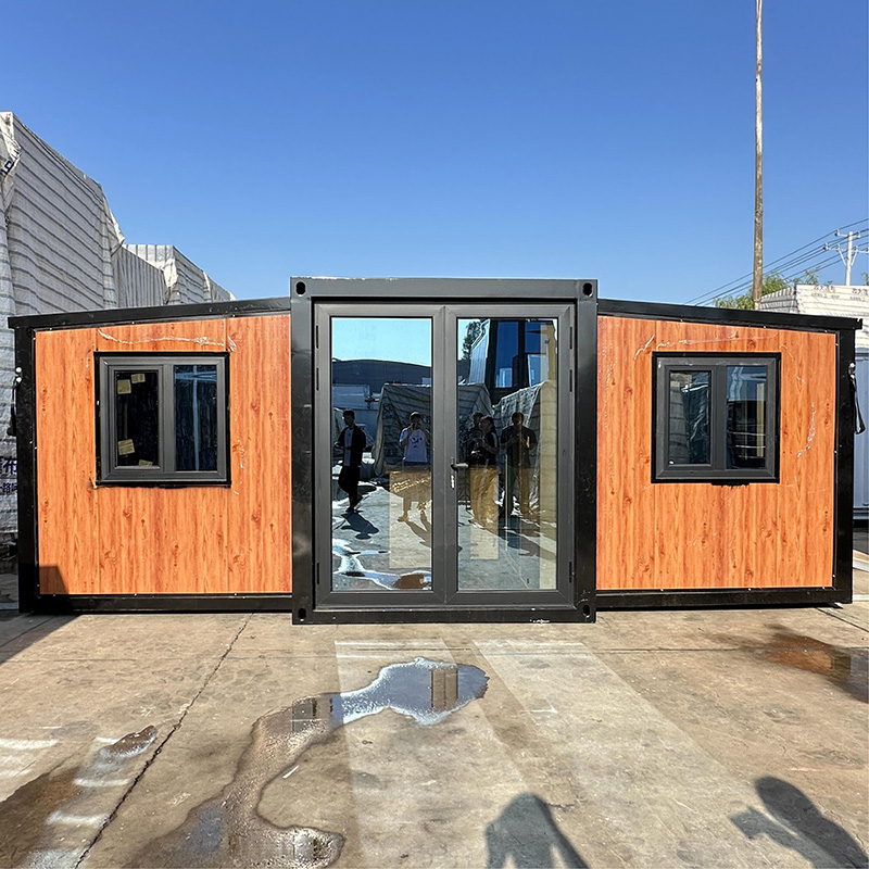 Modern Style 40ft 10ft 20ft Expandable Prefabricated Sandwich Panel Steel Container Houses Customized Color 20x16 3 Bedroom