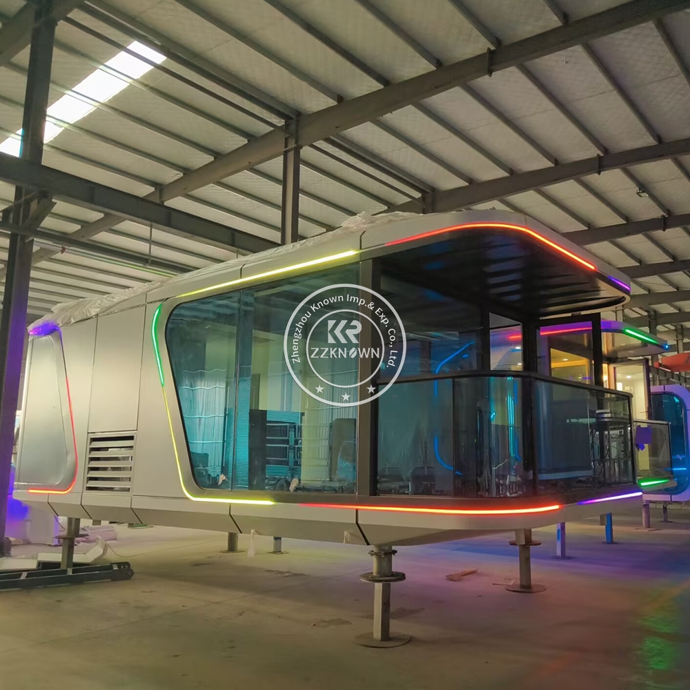 Luxury Prefabricated Modular Waterproof Modern Eco-Friendly Cabin Pod Container House Commercial Sustainable Space Capsule 2