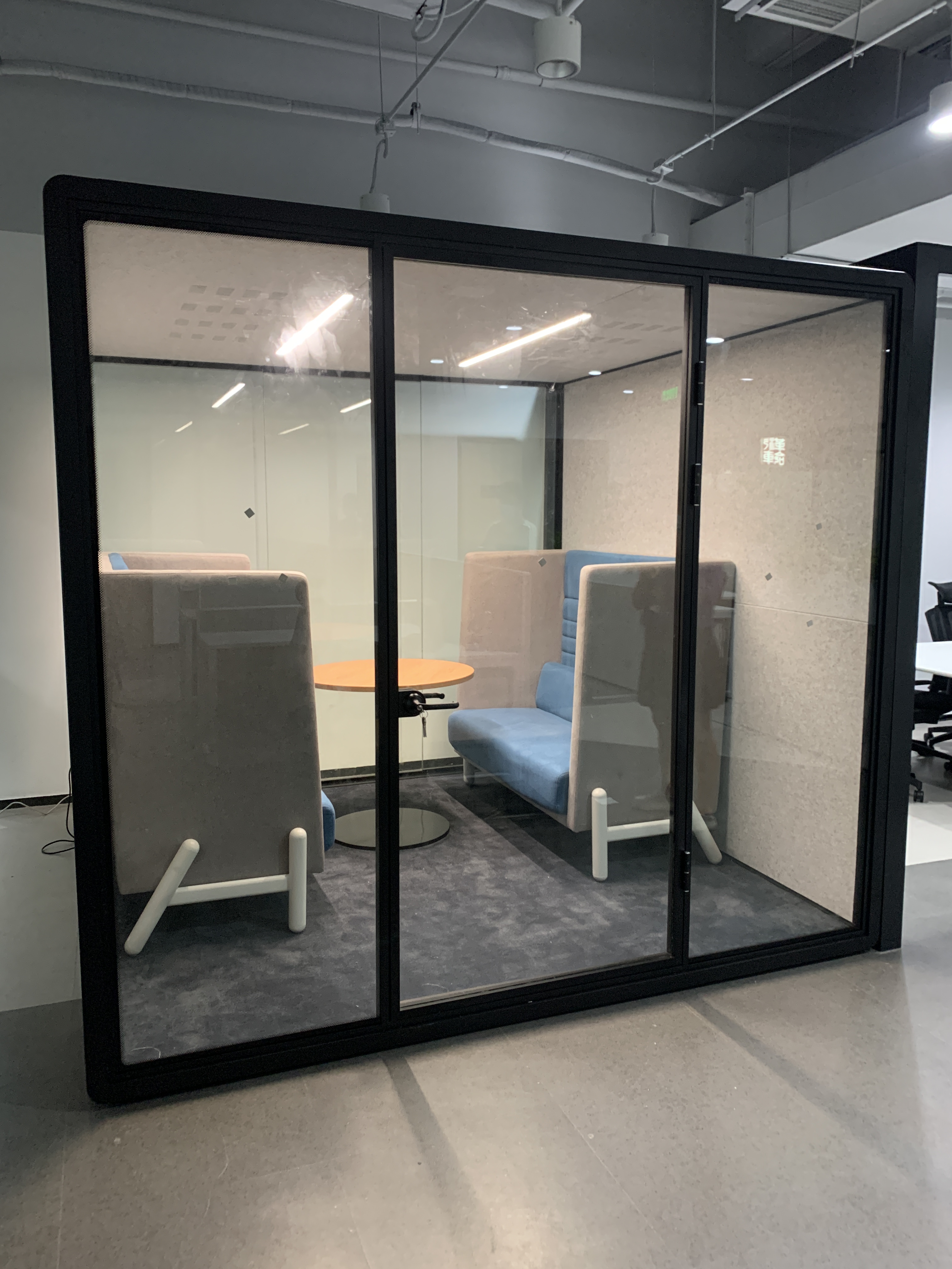 Modern New Work Design Meeting Room Office Box Interior Furniture Private Work Space Soundproof Solution With Eco Friendly Cabin