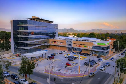 Honduras Commercial Complex