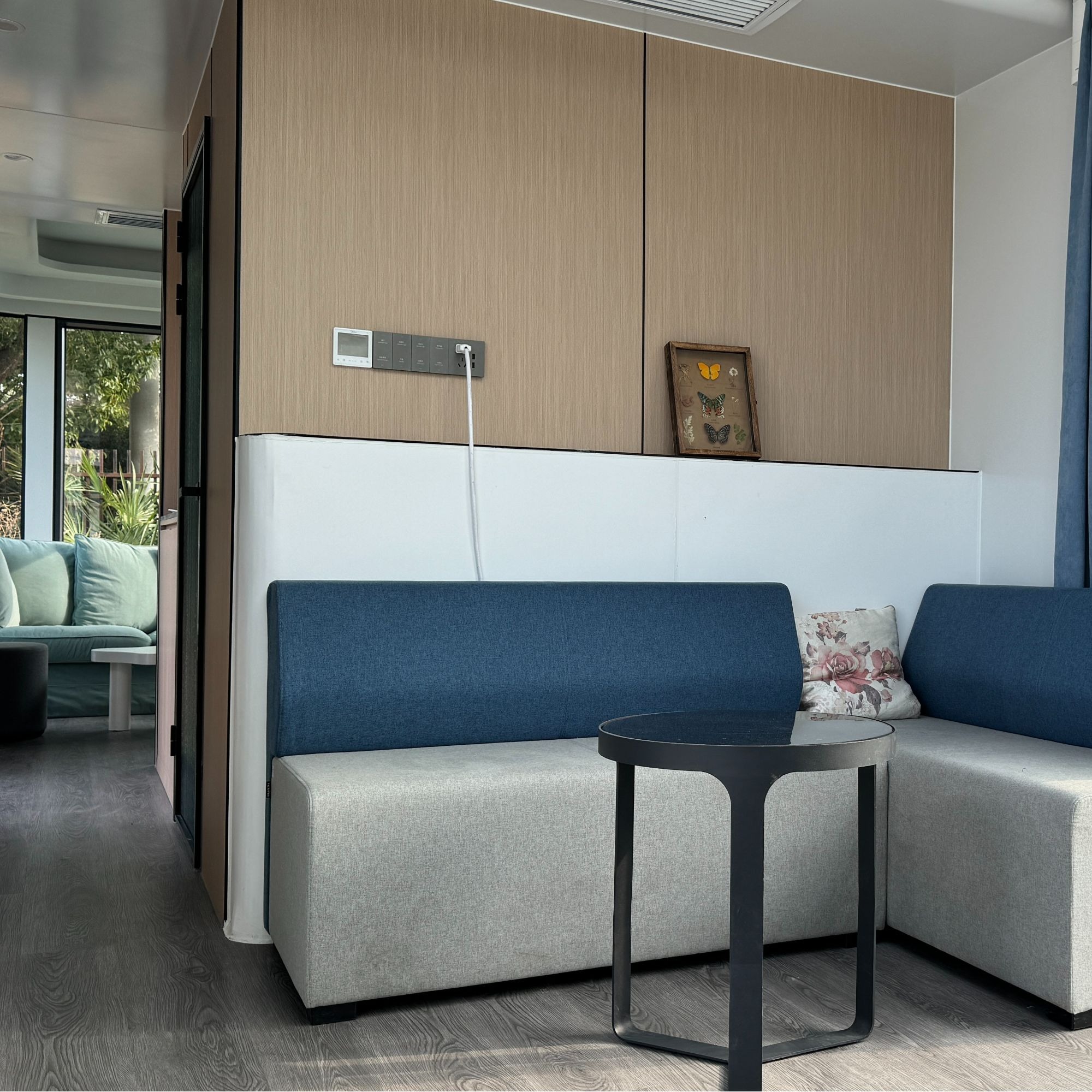 Prefab Steel Structure Breathable Hotel Container House Apple Cabin Modular Flat Pack Modern Office Pod E70 Model