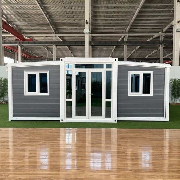 Expandable container house interior