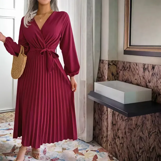 Wholesale New Fashion Women Long Sleeve Pleated Dress Solid Color