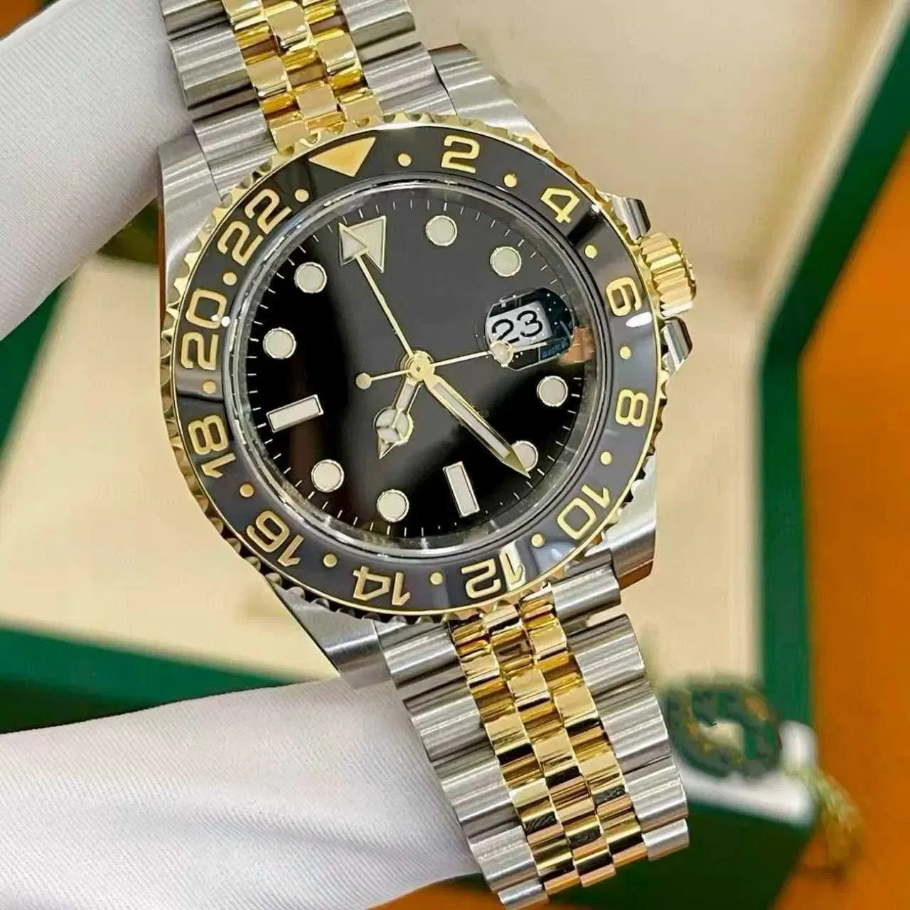 Vs Cleaning Factory Wholesale Direct Sales Machinery 904L Stainless Steel Waterproof Men's and Women's Wrist Watch
