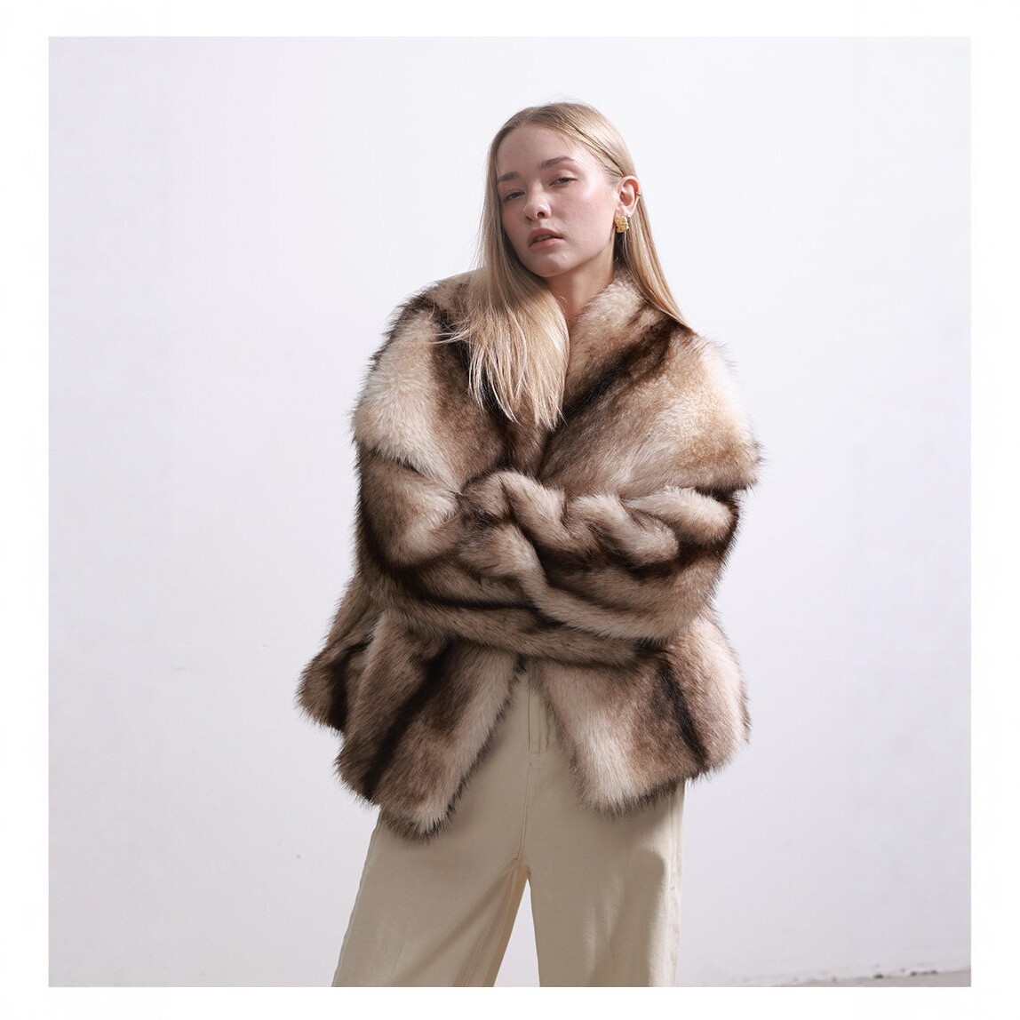Cross-Border European American Style Short Faux Fox Fur Women's Eco-Friendly Fluffy Casual Coat Lapel Turn-down Collar Loose