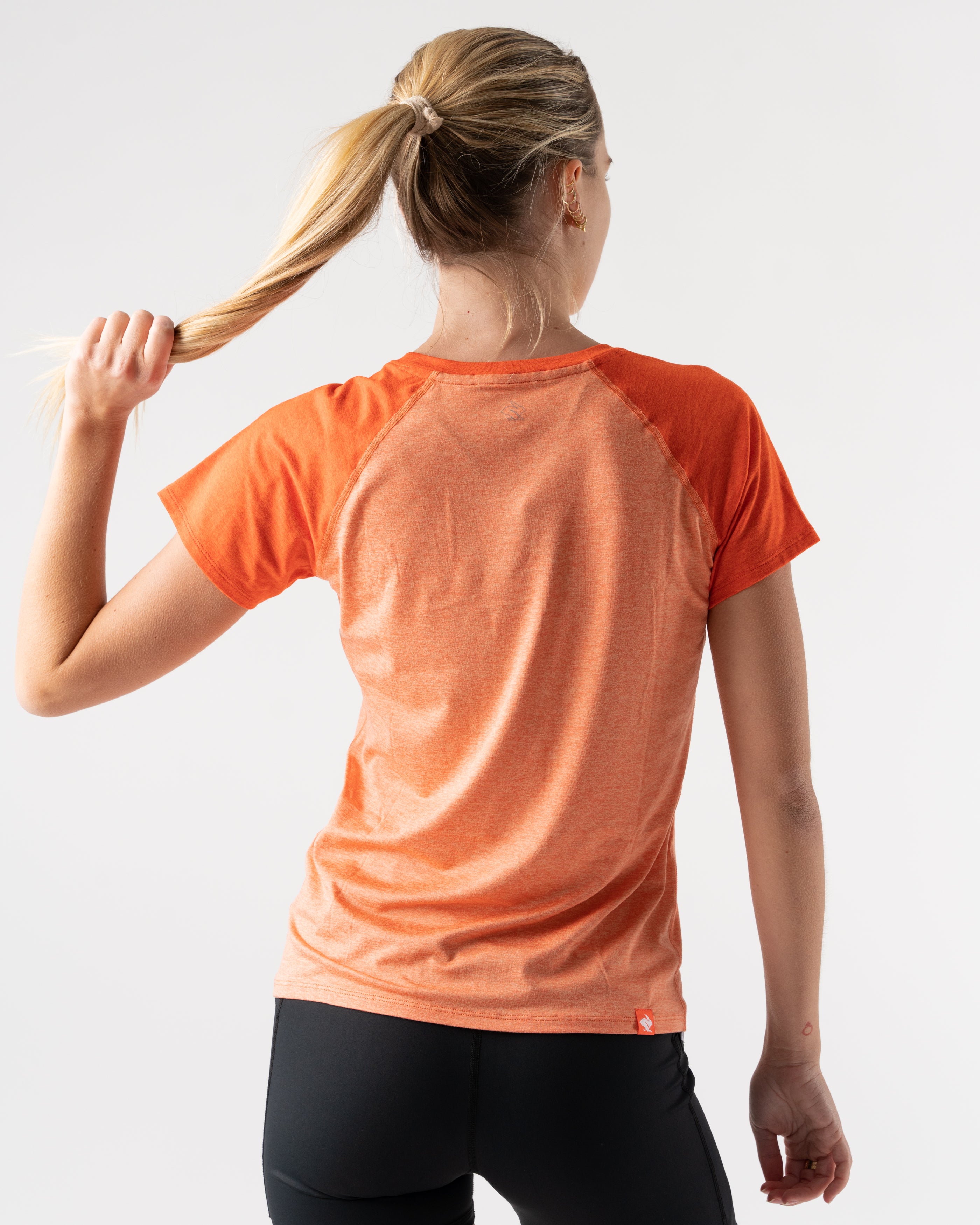 Wholesale Recycled Sustainable Eco Friendly Fitness Yoga Wear Gym Activewear Top Seamless Sportswear Women Sport Shirts